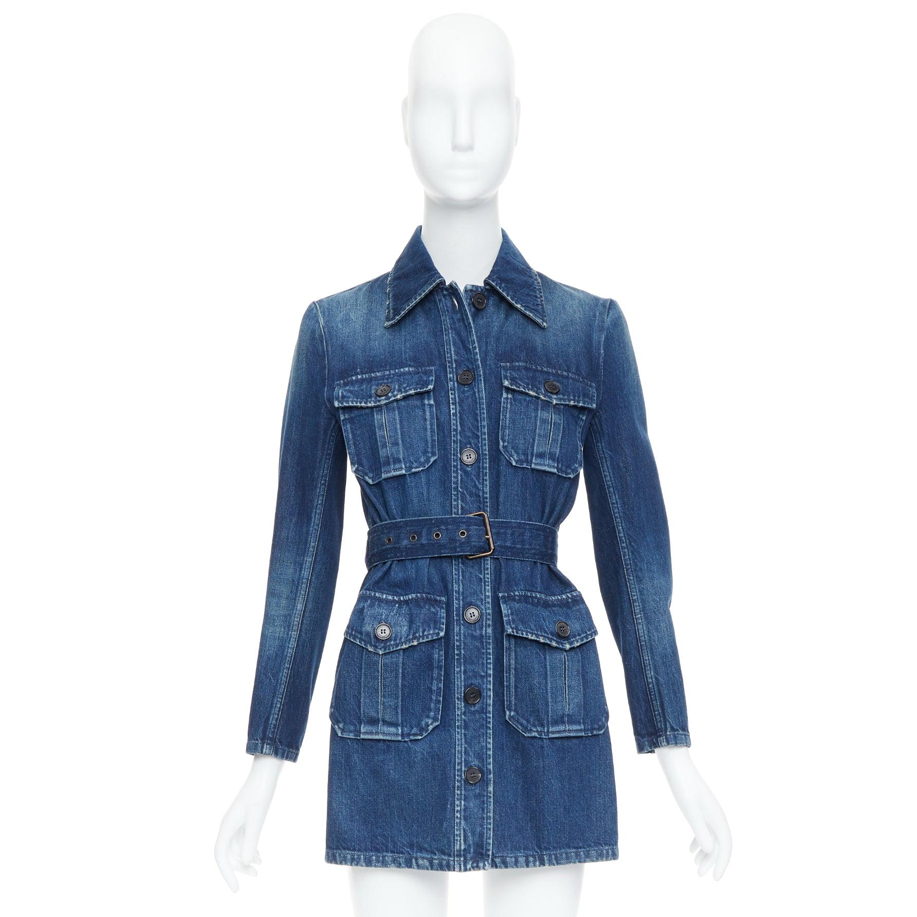 SAINT LAURENT Saharienne - Robe chemise safari à ceinture en jean lavé bleu indigo en vente 6