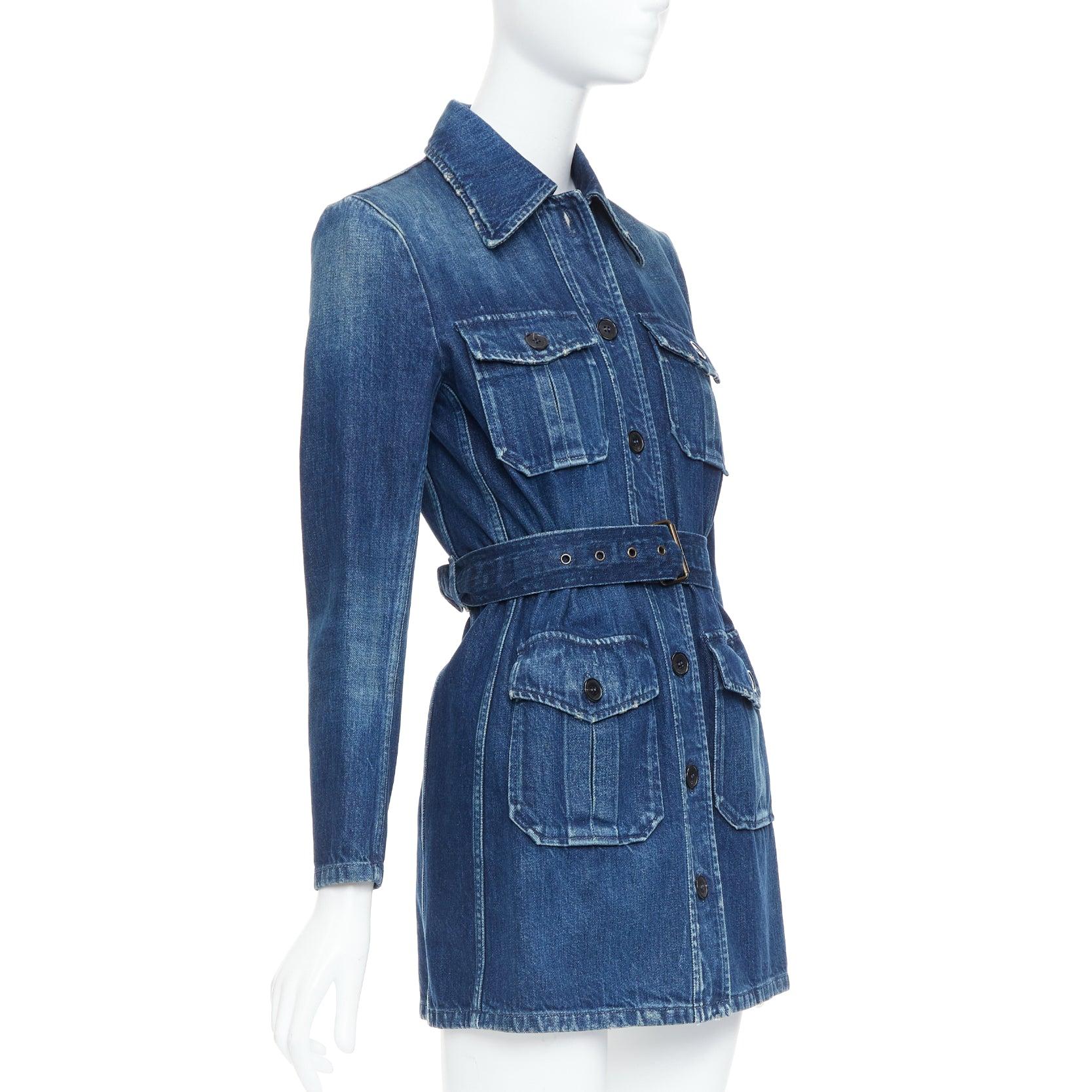 SAINT LAURENT Saharienne - Robe chemise safari à ceinture en jean lavé bleu indigo Pour femmes en vente