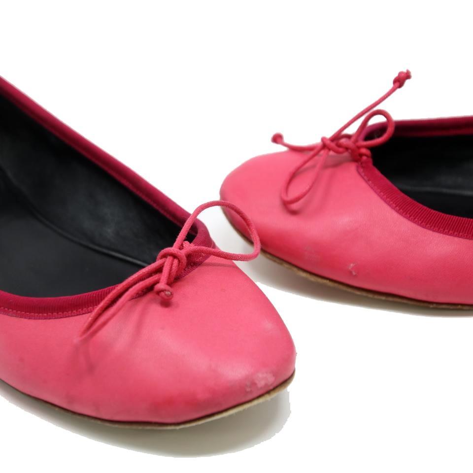 Saint Laurent Signature 36 Soft Leather Ballet Round Toe Flats In Good Condition For Sale In Downey, CA