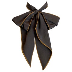 Saint Laurent Seiden-Twilly- Foulard aus Seide