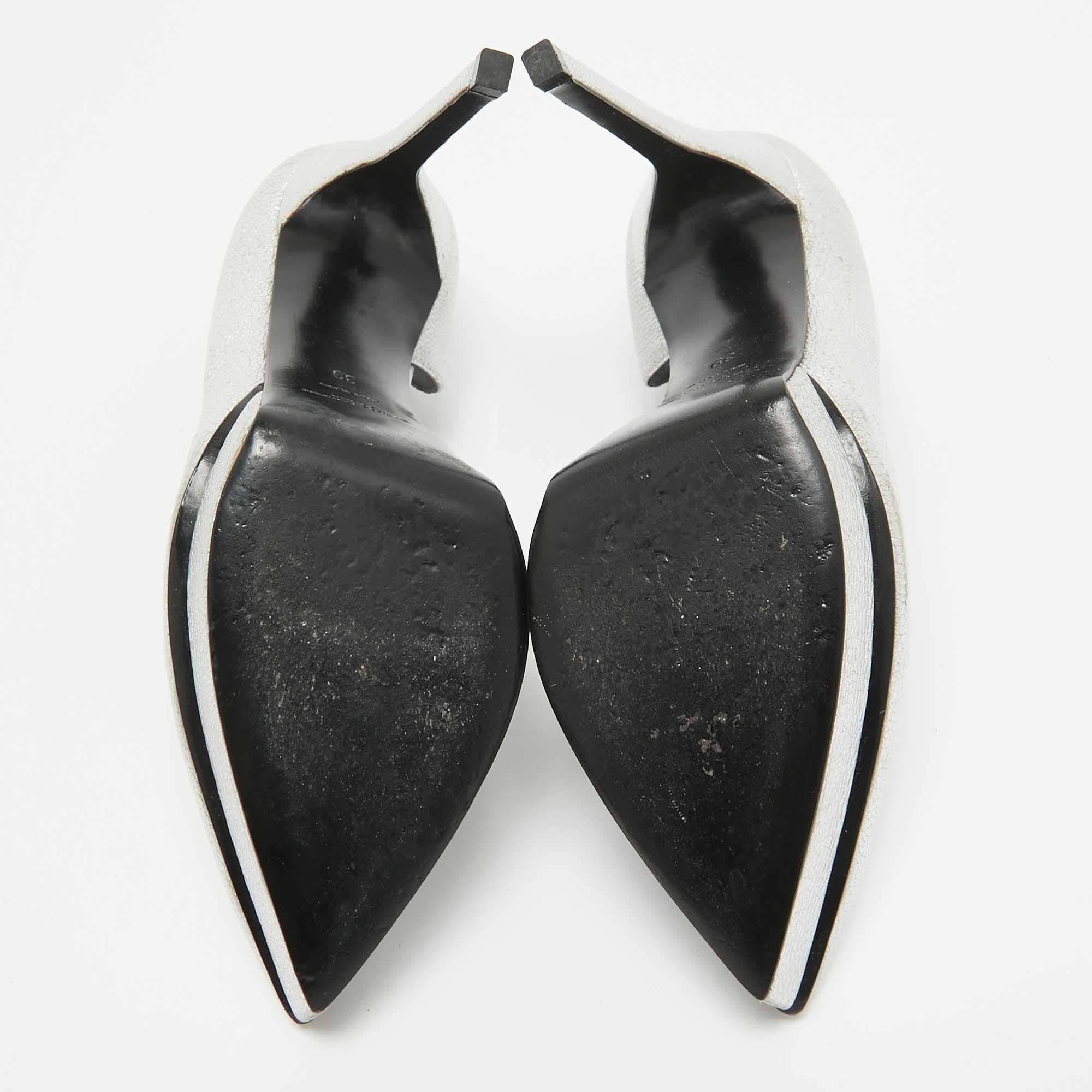 Saint Laurent escarpins Janis D'orsay en cuir argenté taille 39 en vente 1