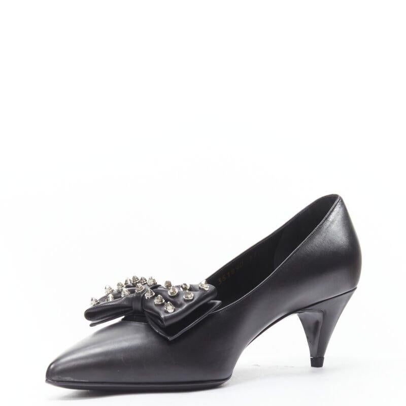 Donna SAINT LAURENT argento con borchie e fiocco, punta della pompa EU37 in vendita