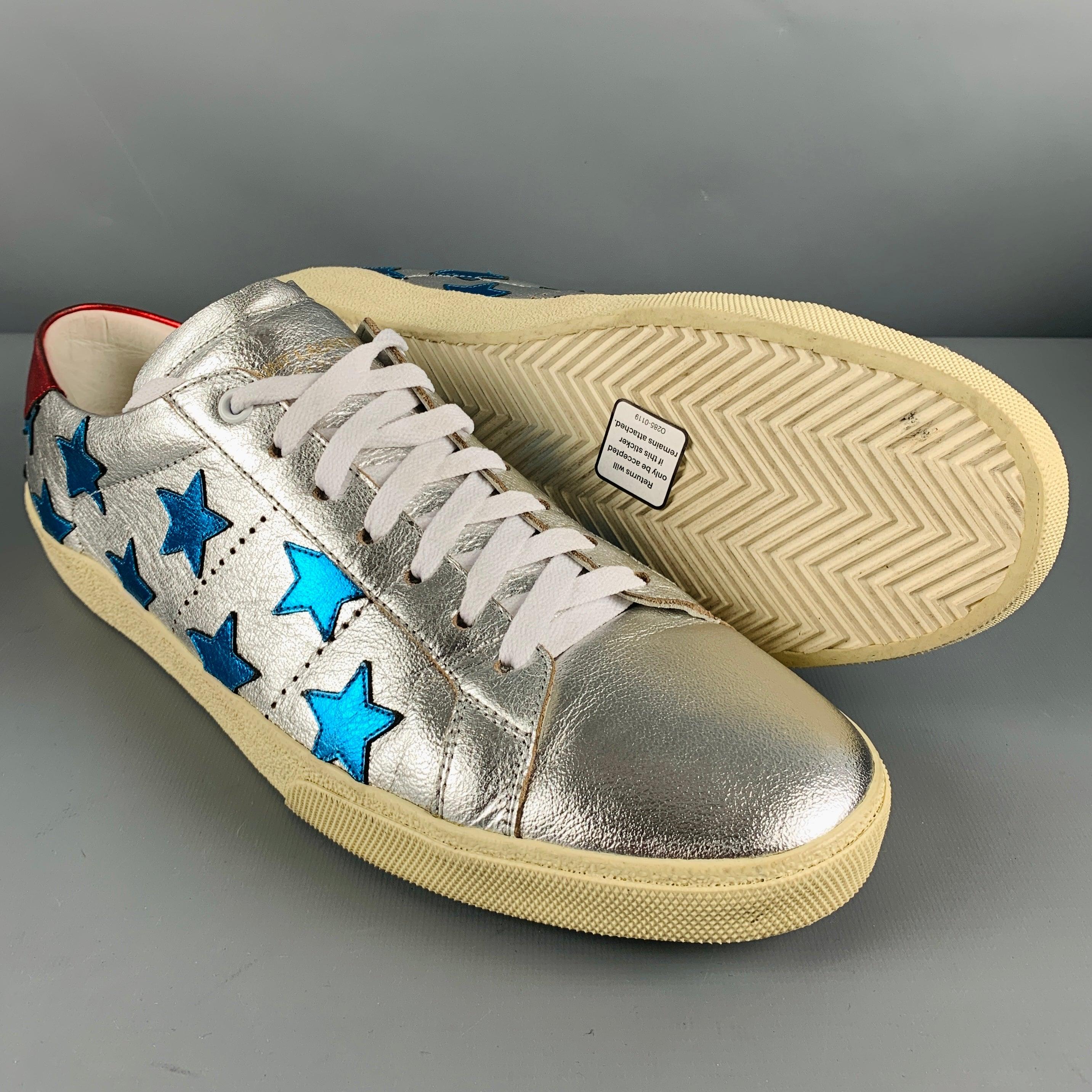 SAINT LAURENT Size 11 Silver Blue Stars Leather Low Top Sneakers en vente 1