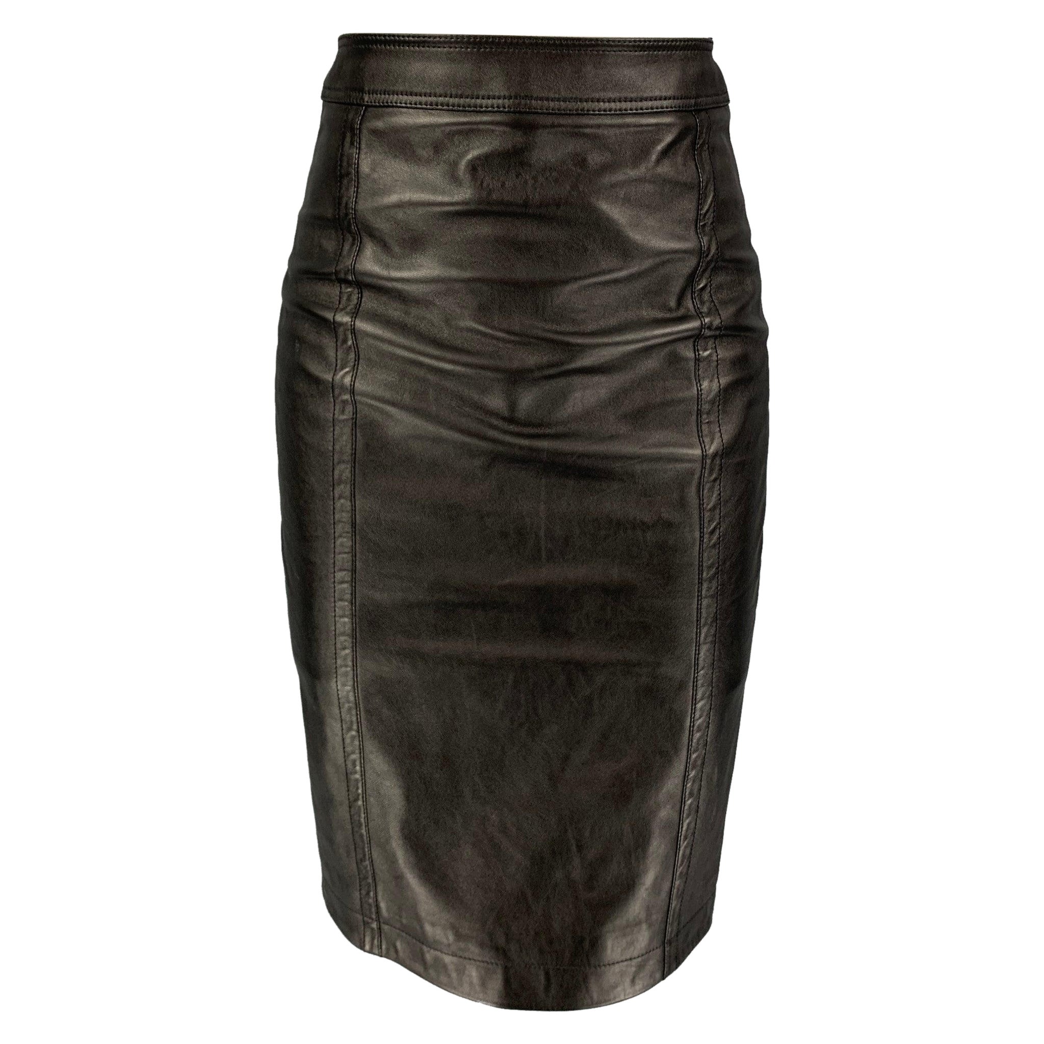 SAINT LAURENT Gonna a tubino in pelle d'agnello nera taglia 2