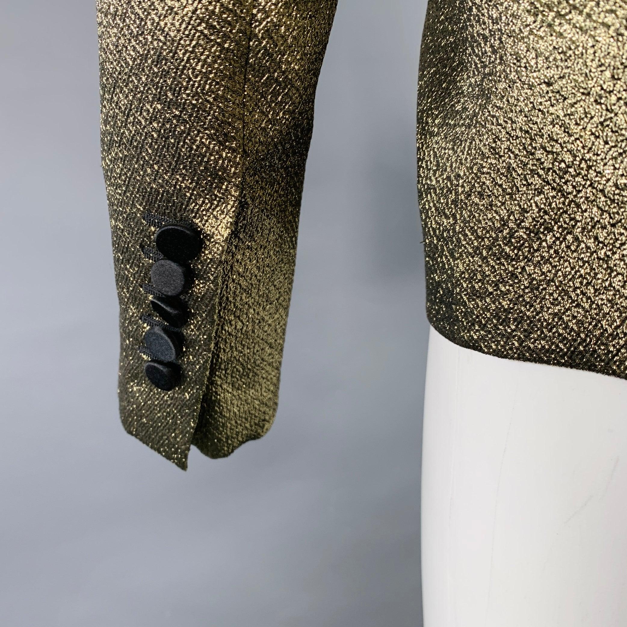 SAINT LAURENT Taille 4 Or Noir Veste de smoking Blazer en polyester mélangé Excellent état - En vente à San Francisco, CA