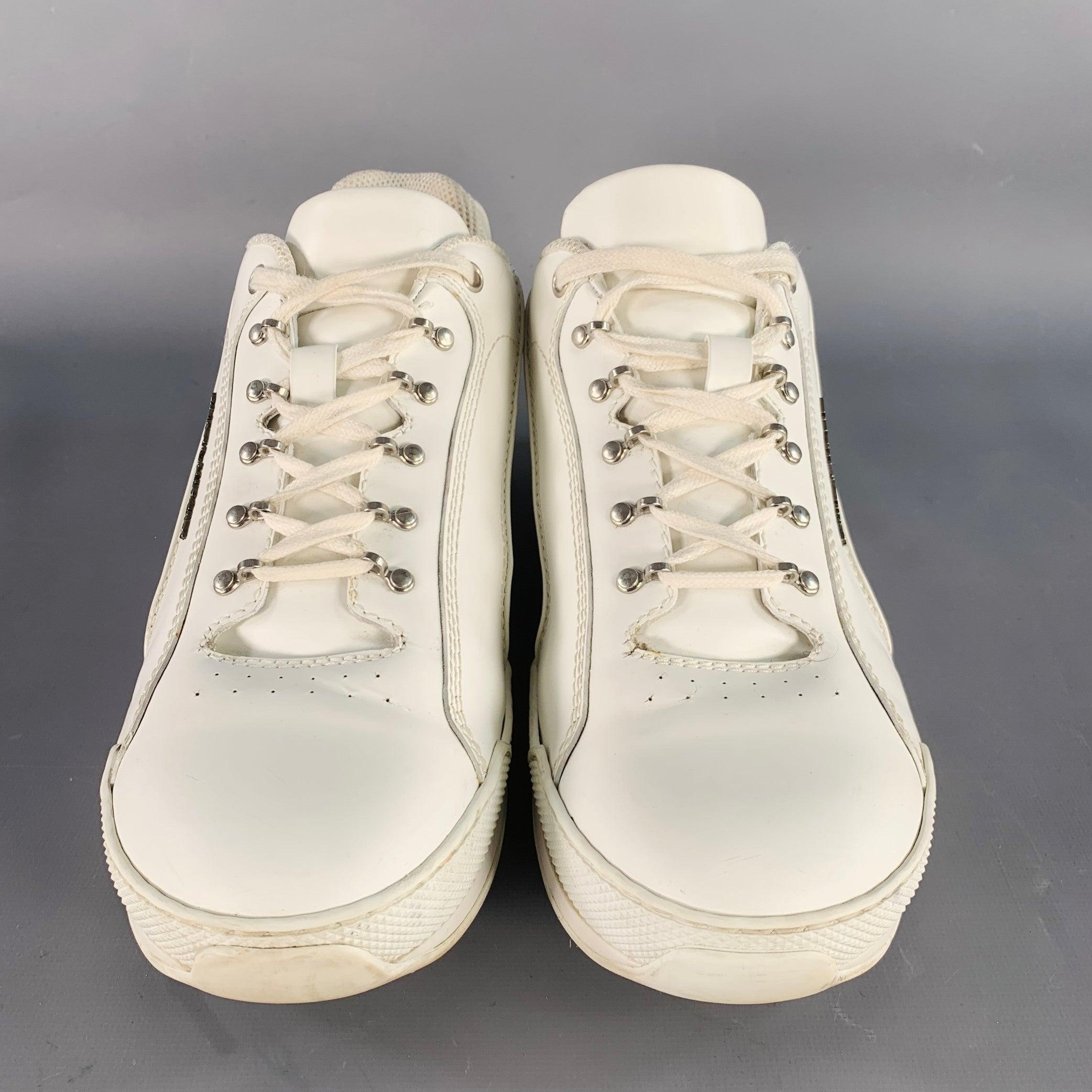 SAINT LAURENT Size 9 White Leather Lace-Up Low Top Sneakers Bon état - En vente à San Francisco, CA