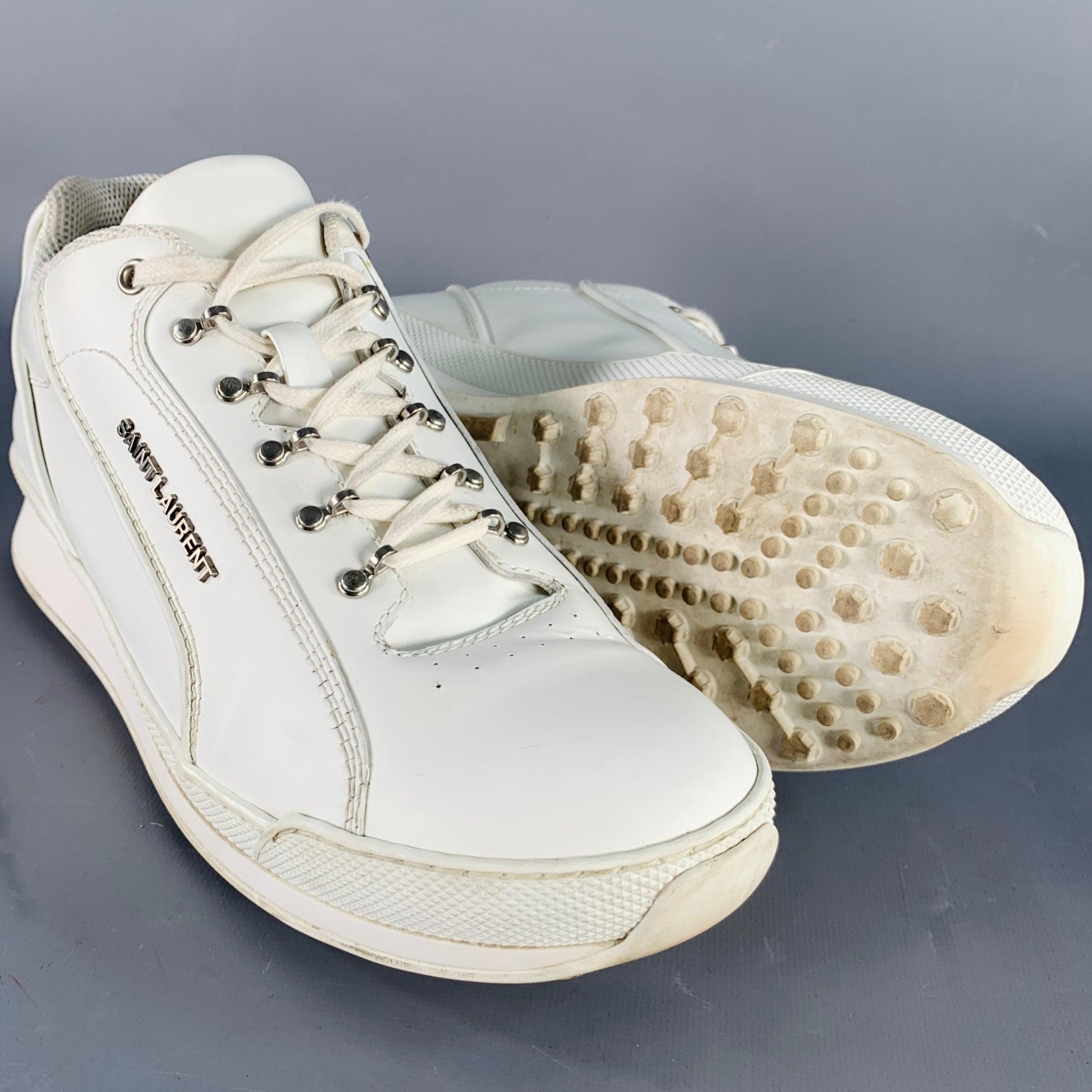 SAINT LAURENT Size 9 White Leather Lace-Up Low Top Sneakers Pour hommes en vente