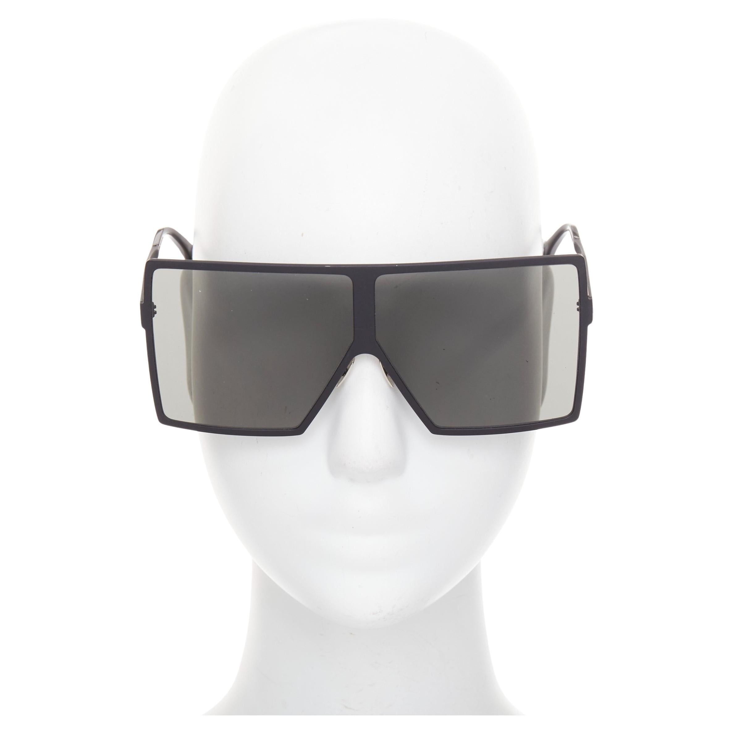 SAINT LAURENT SL182 Betty occhiali da sole rettangolari a scudo con superficie nera opaca