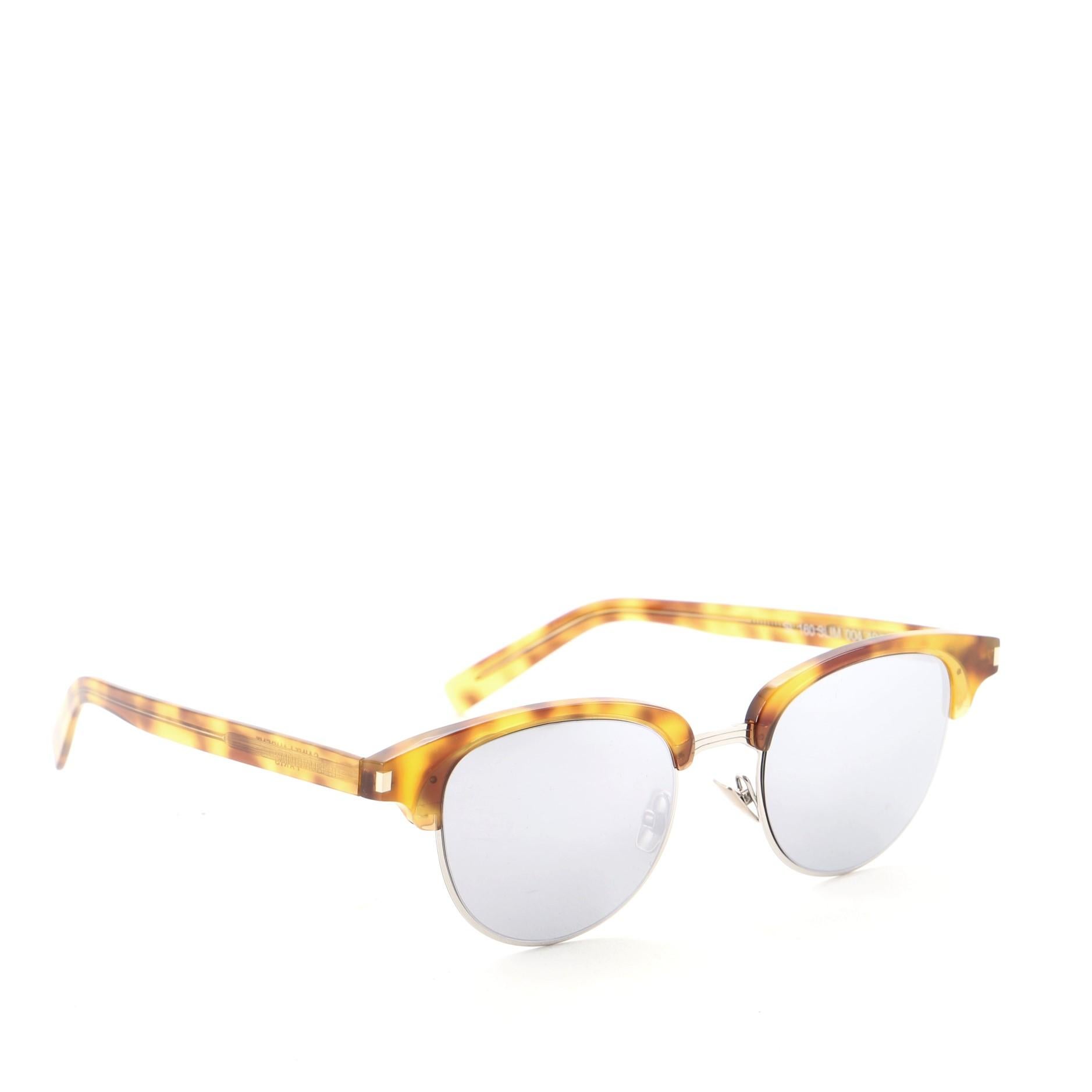Saint Laurent Slim Wayfarer Sunglasses Tortoise Acetate
Brown

Condition Details: Faint scratches on temples, minimal wear on lenses.

52245MSC

Height 2.25