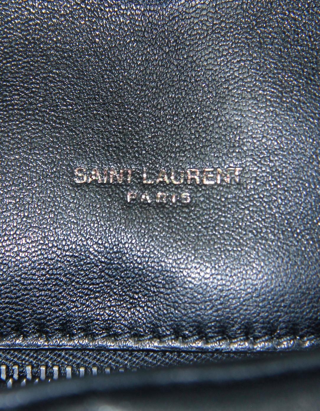 Saint Laurent So Black Leather Medium Loulou Puffer Bag For Sale 5