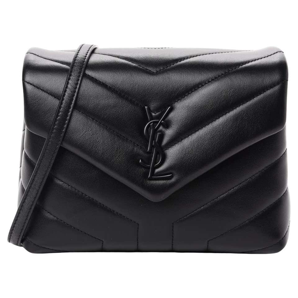 Dior Navy Diorissimo Trotter Logo Charms Flap Messenger Bag (2004) at ...
