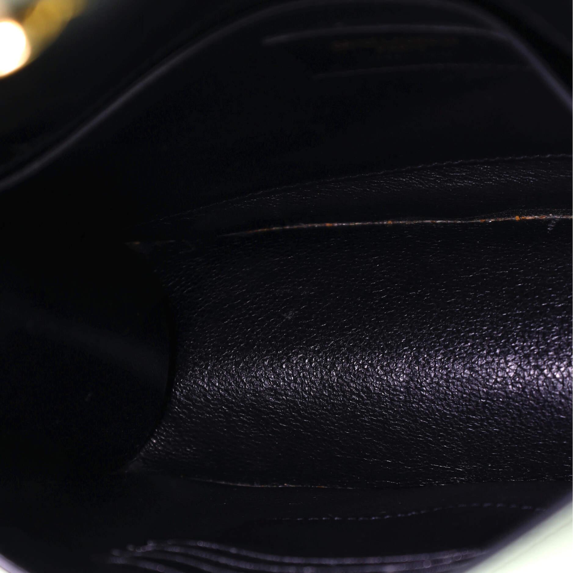 Saint Laurent Spontini Satteltasche aus Leder Klein 1