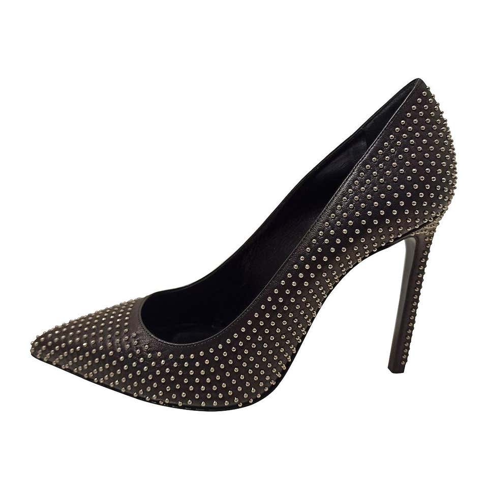 Louis Vuitton Rex Rabbit Fur Scarf For Sale at 1stDibs | lv fur scarf ...