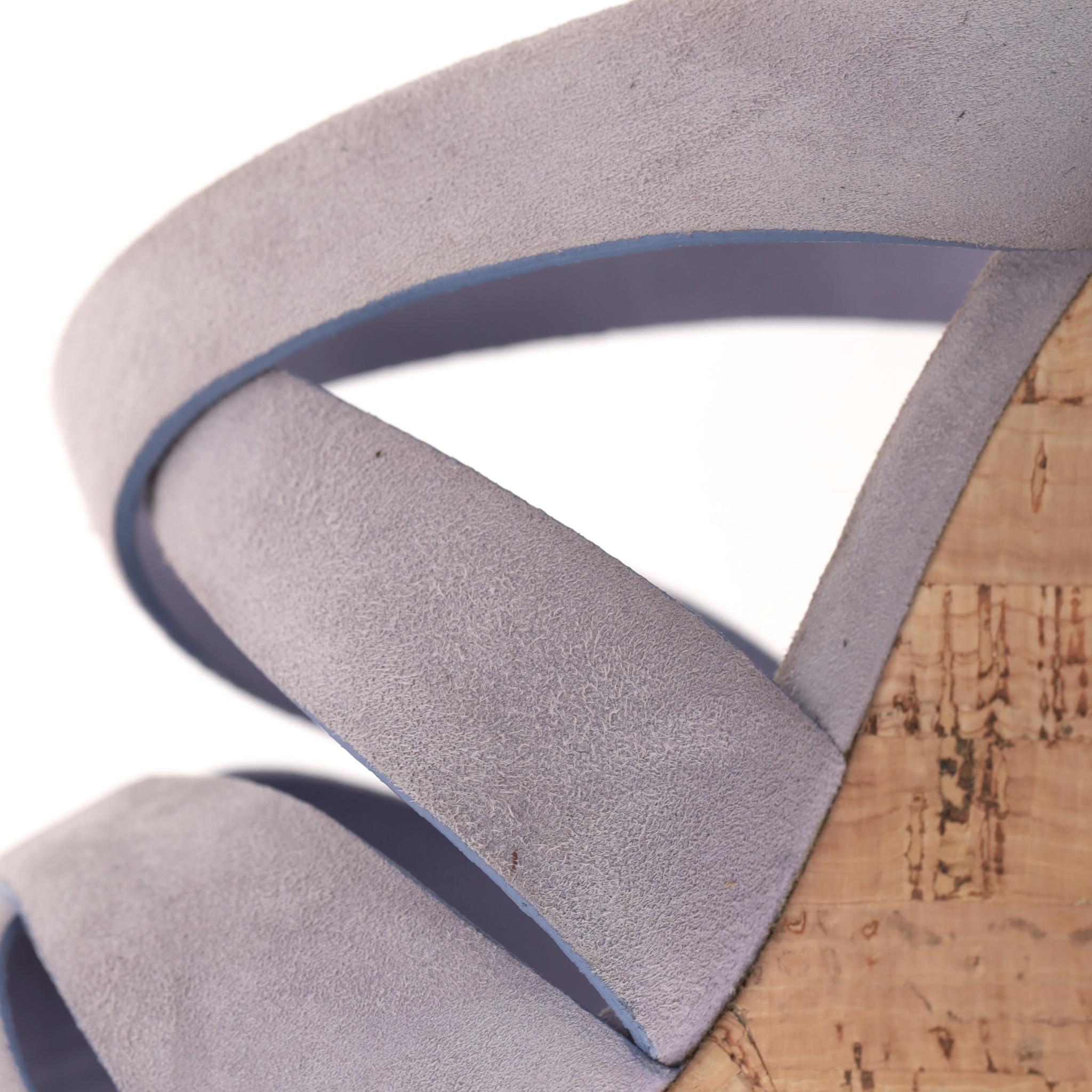 Saint Laurent - Sandali con zeppa in sughero e cinturino in pelle scamosciata in vendita 7