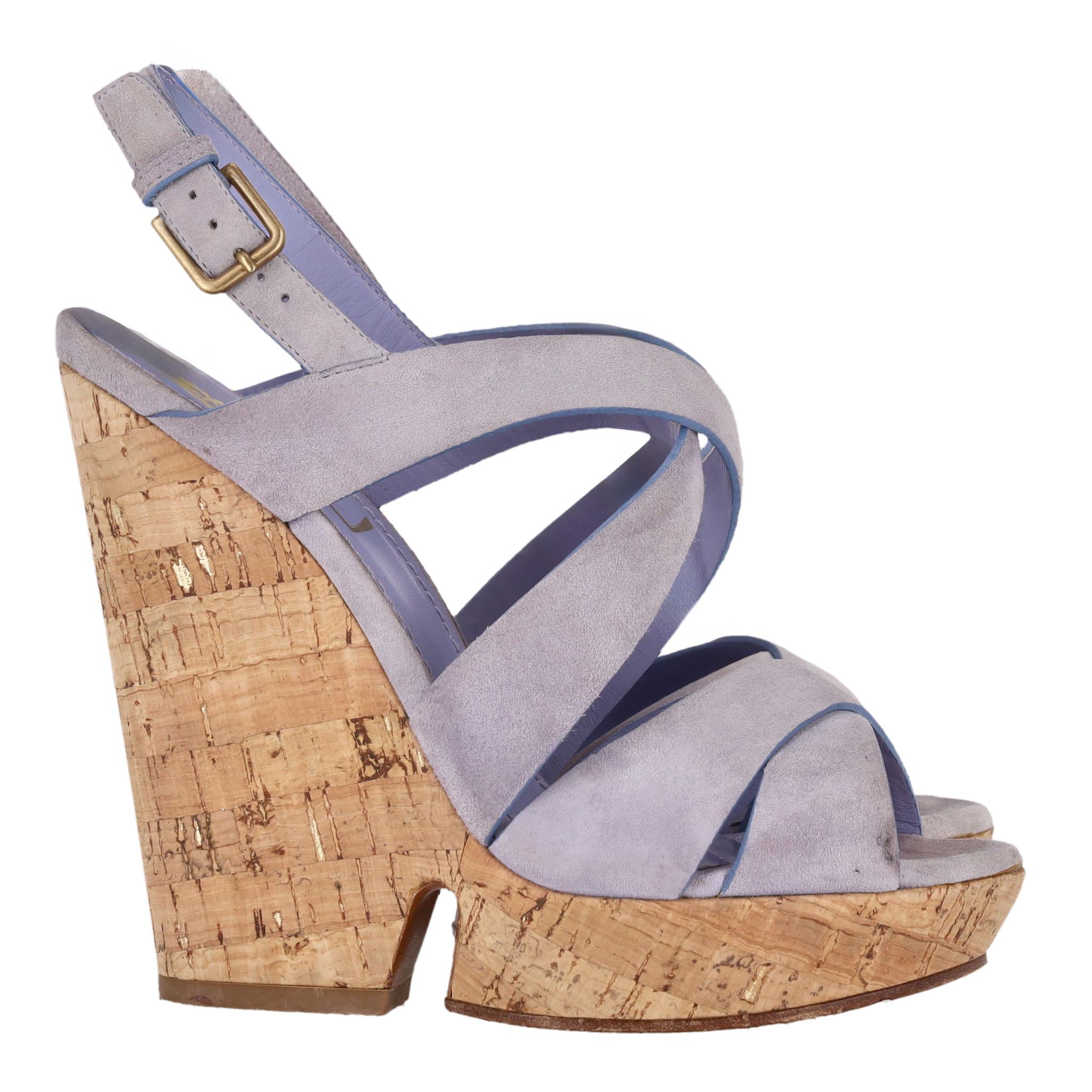 Marrone Saint Laurent - Sandali con zeppa in sughero e cinturino in pelle scamosciata in vendita