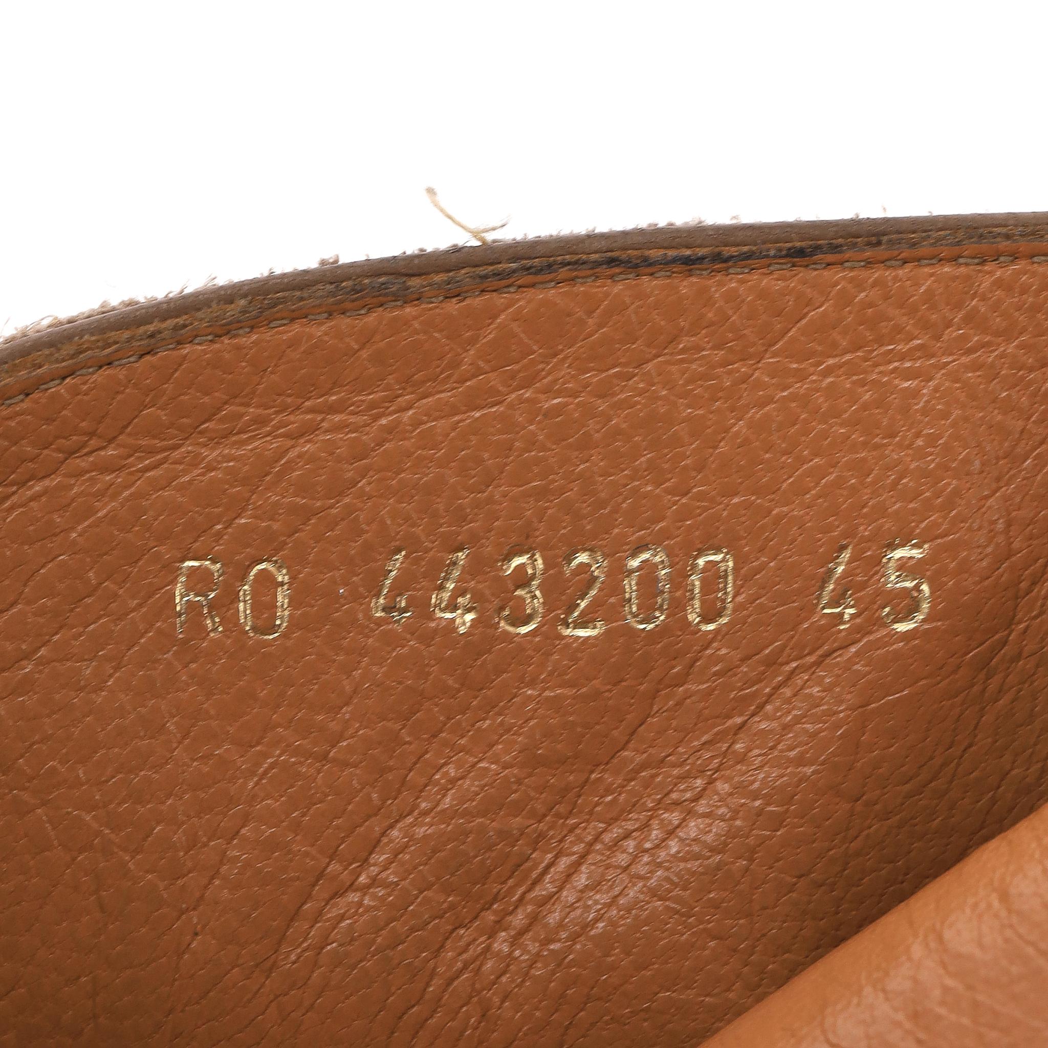 Saint Laurent Stivali in pelle scamosciata Wyatt Jodhpur in vendita 2