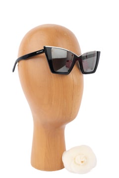 Saint Laurent sunglasses 'Cat eye'