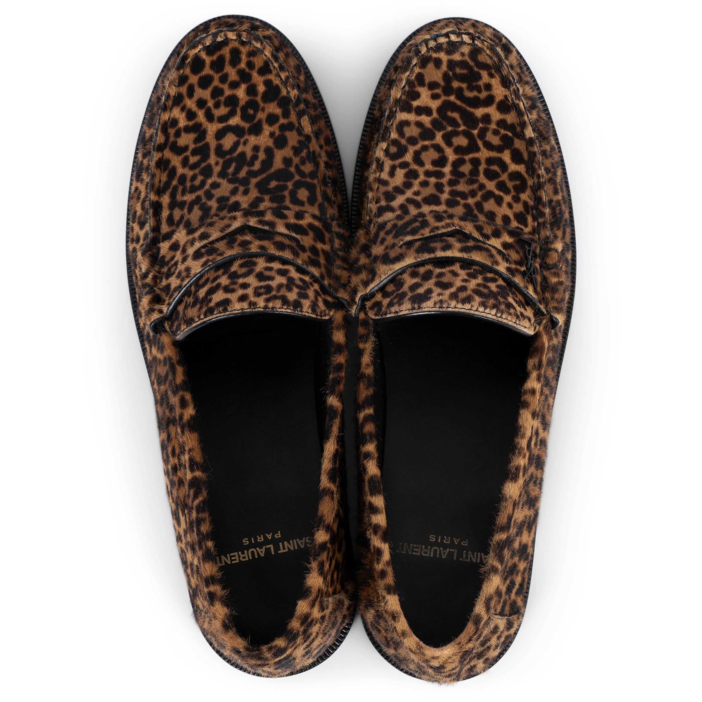 SAINT LAURENT tan LEOPARD CALF HAIR Penny Loafers Shoes 38.5 In Excellent Condition In Zürich, CH