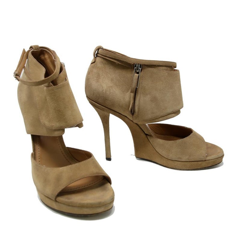 YSL 2025 Short Boot Tan Cowhide 571305