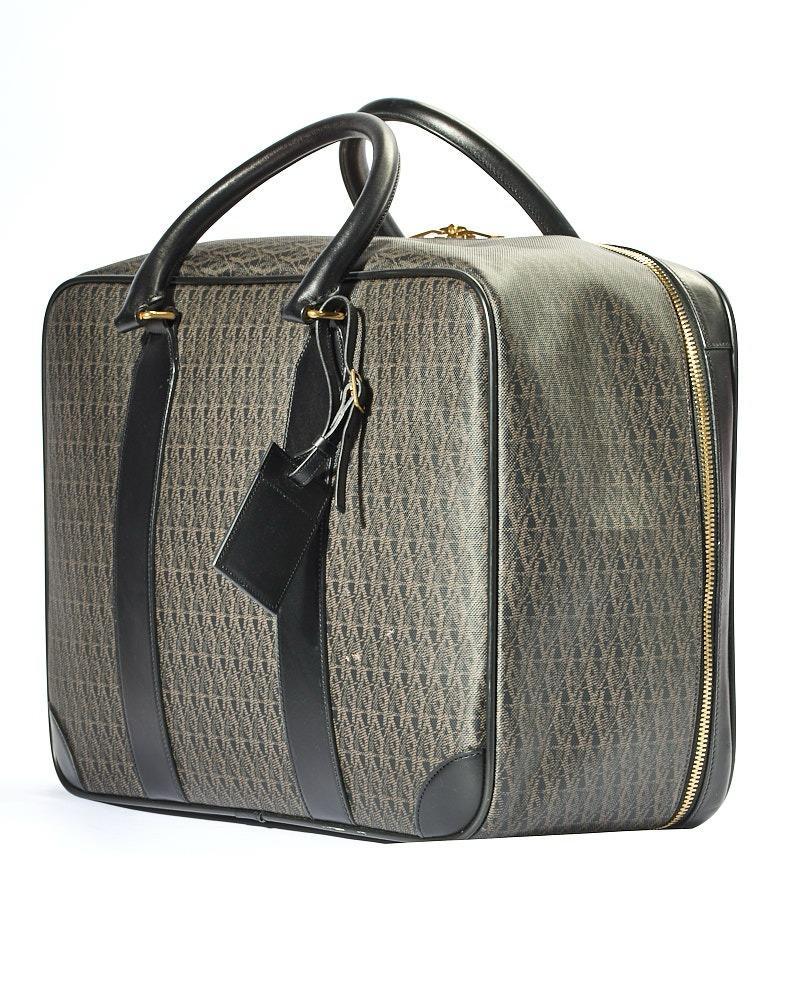 Saint Laurent Reisetasche 24H Medium Schwarz (Gray) im Angebot