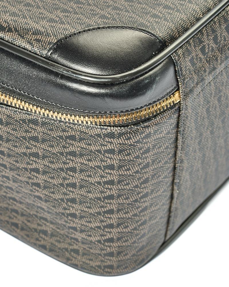 Saint Laurent Reisetasche 24H Medium Schwarz für Damen oder Herren im Angebot