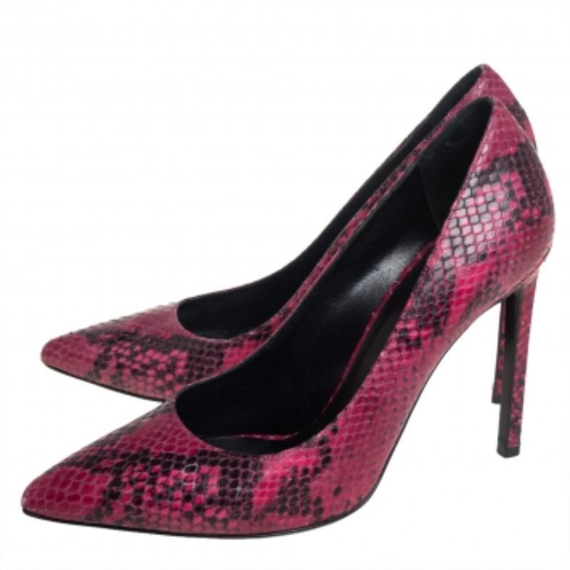 Saint Laurent Two Tone Python Embossed Leather Pointed Toe Pumps Size 38 For Sale 2