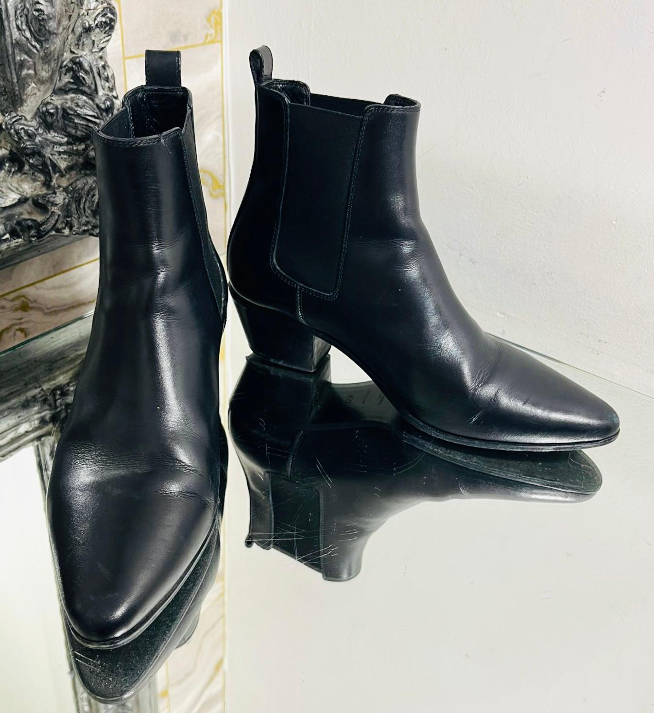 Saint Laurent Vassili Leather Chelsea Ankle Boots In Fair Condition In London, GB