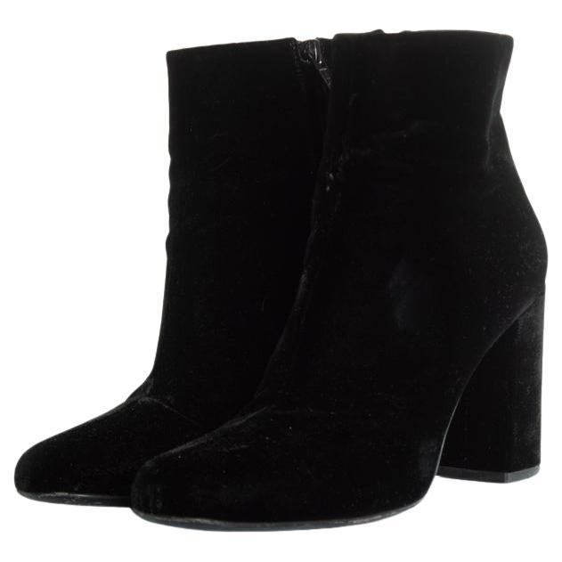 Saint Laurent, velvet ankle boots in black For Sale