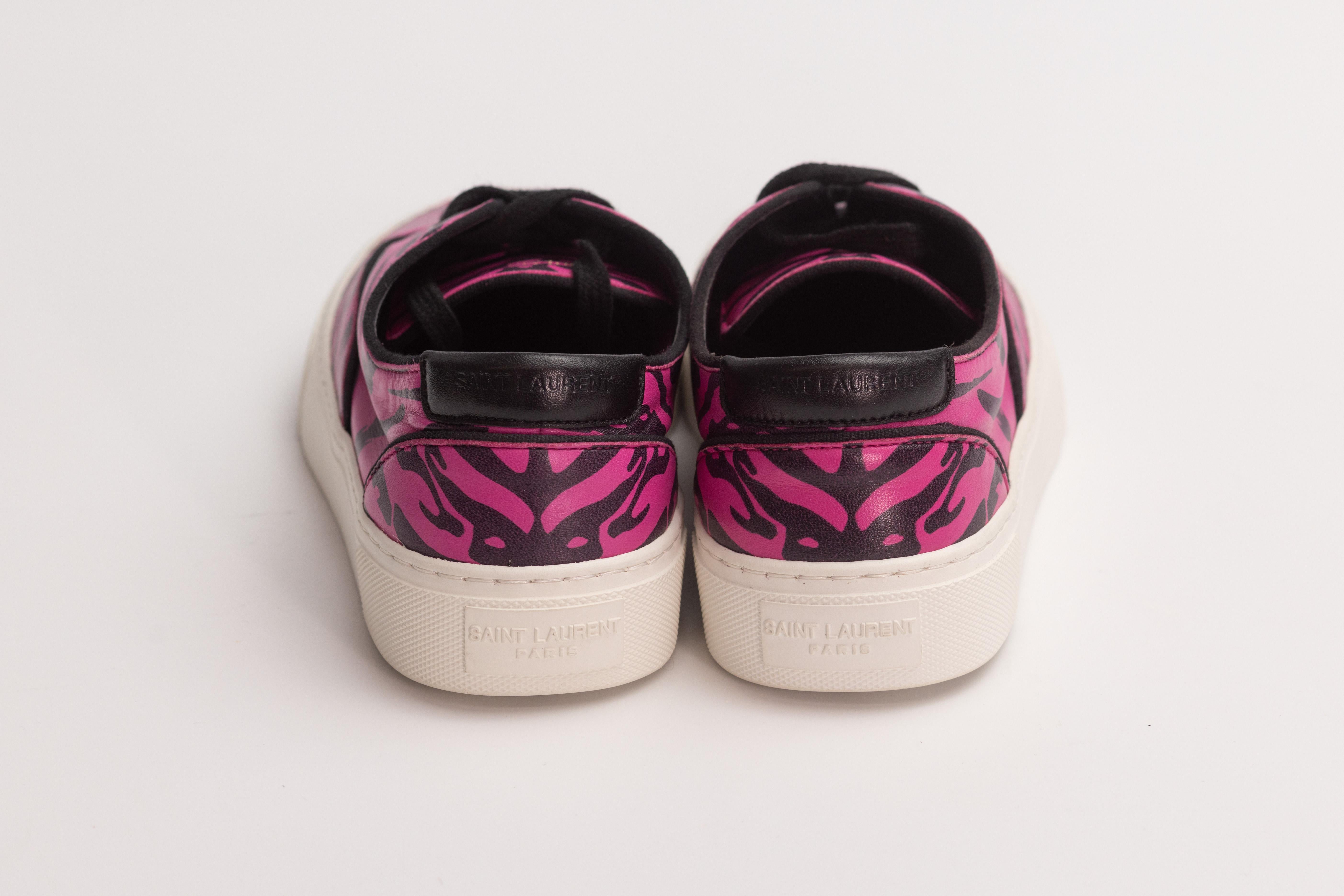 Saint Laurent Venice Low Top Leather Fuchsia Zebra Sneakers (US 6) In Good Condition For Sale In Montreal, Quebec