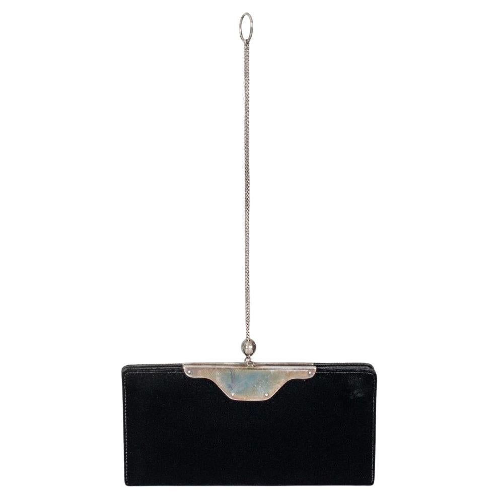 Saint Laurent Vintage, la pochette con tracolla a catena in velluto nero in vendita