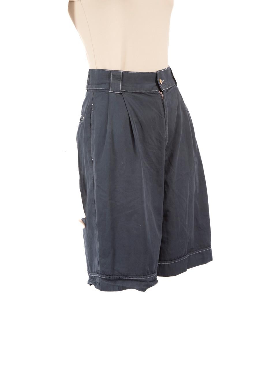 CONDITION is Very good. Minimal wear to the shorts is evident. Around the back pocket area and the waistband, there is slight discolouration on this used Saint Laurent designer resale item. The composition label has faded.
 
 Details
 Vintage
 Navy
