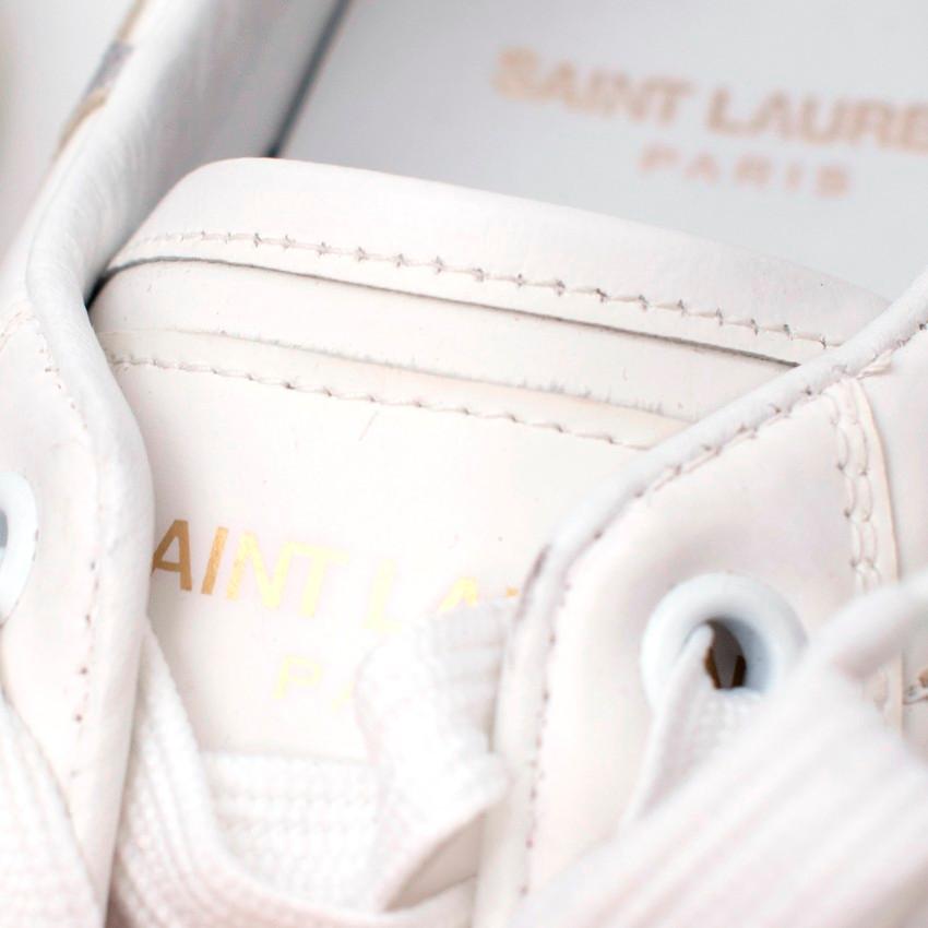 Saint Laurent White California Court Silver Star Leather Sneakers - US 6.5 In Excellent Condition For Sale In London, GB