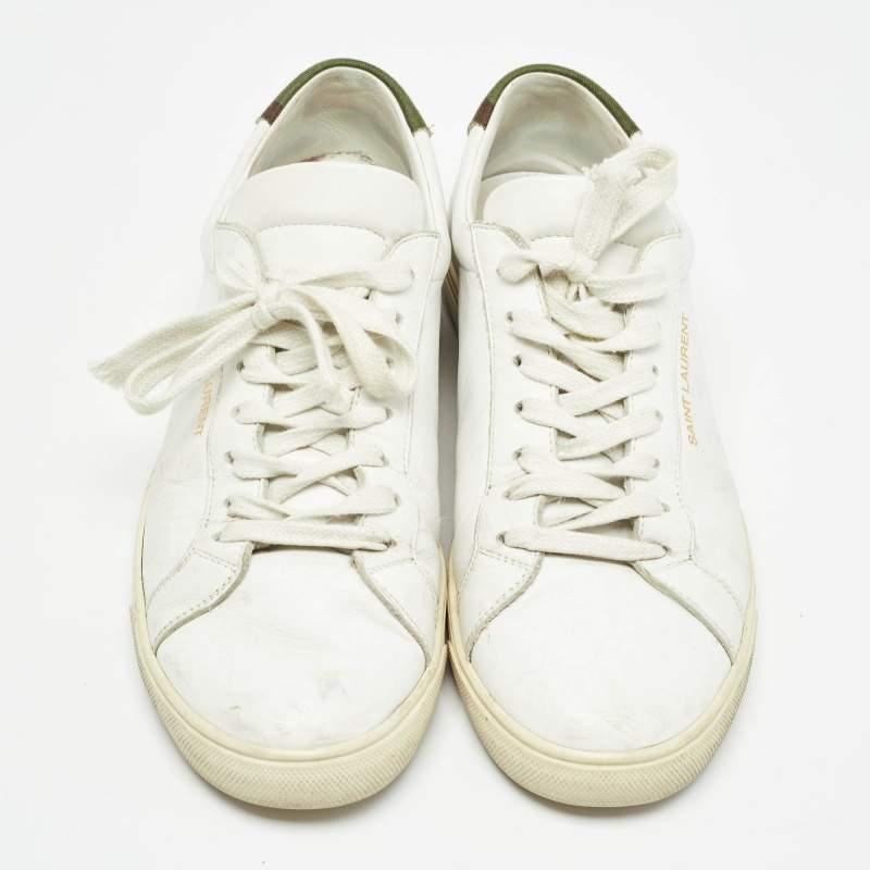 Saint Laurent White Leather Court Classic Sneakers Size 40 In Fair Condition For Sale In Dubai, Al Qouz 2