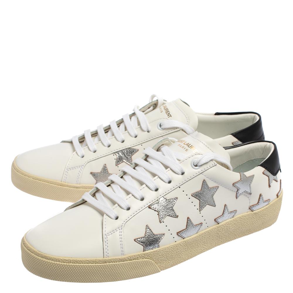 Saint Laurent White Leather Star Patch Low Top Sneakers Size 39.5 In New Condition In Dubai, Al Qouz 2