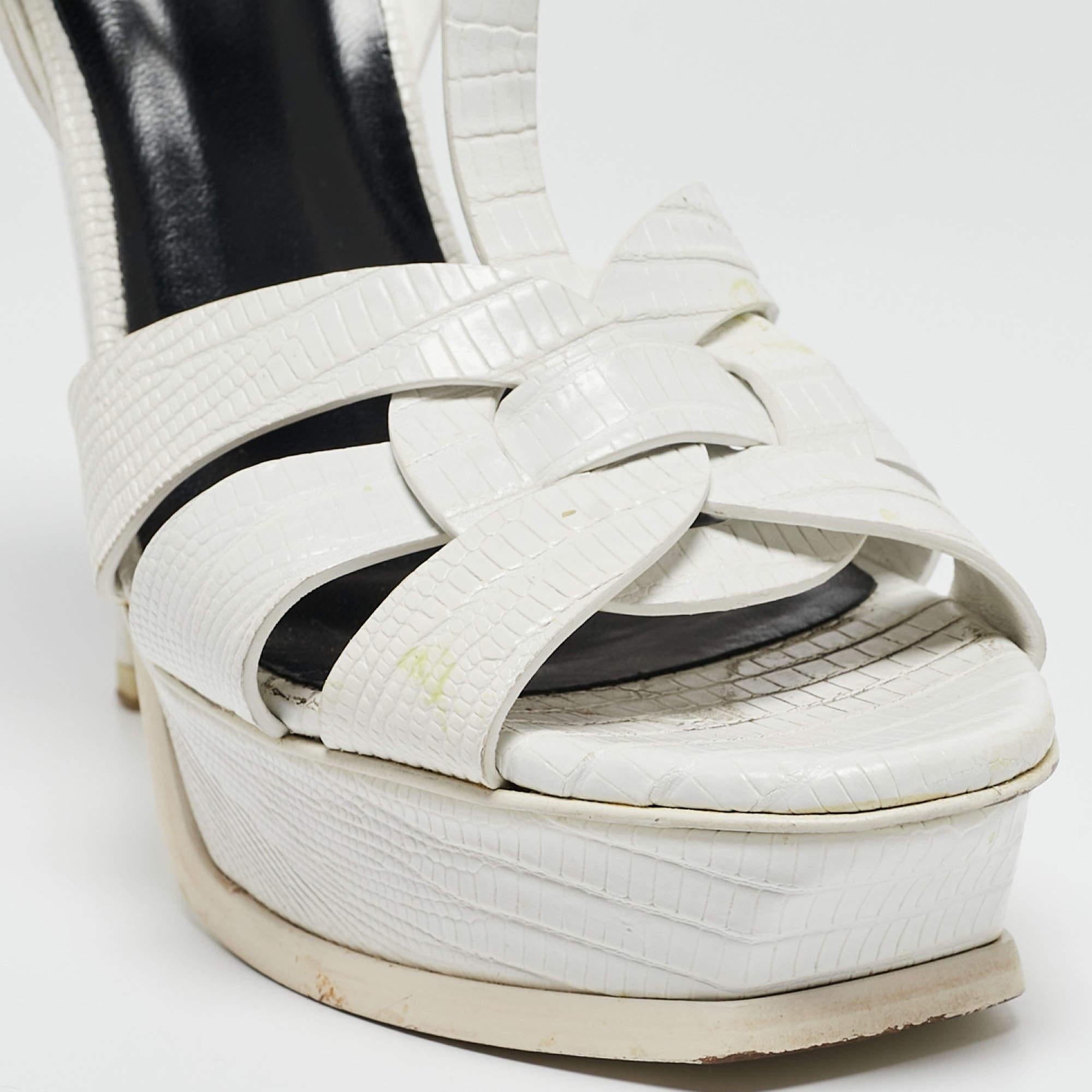 Saint Laurent Weiße Tribute-Sandalen aus Leder mit Eidechsenprägung Größe 38 im Angebot 4