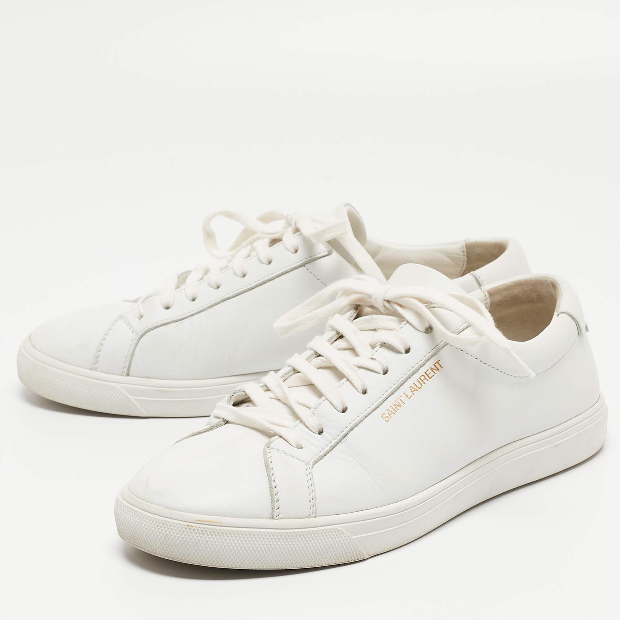 Upgrade your style with these Saint Laurent white sneakers. Meticulously designed for fashion and comfort, they're the ideal choice for a trendy and comfortable stride.