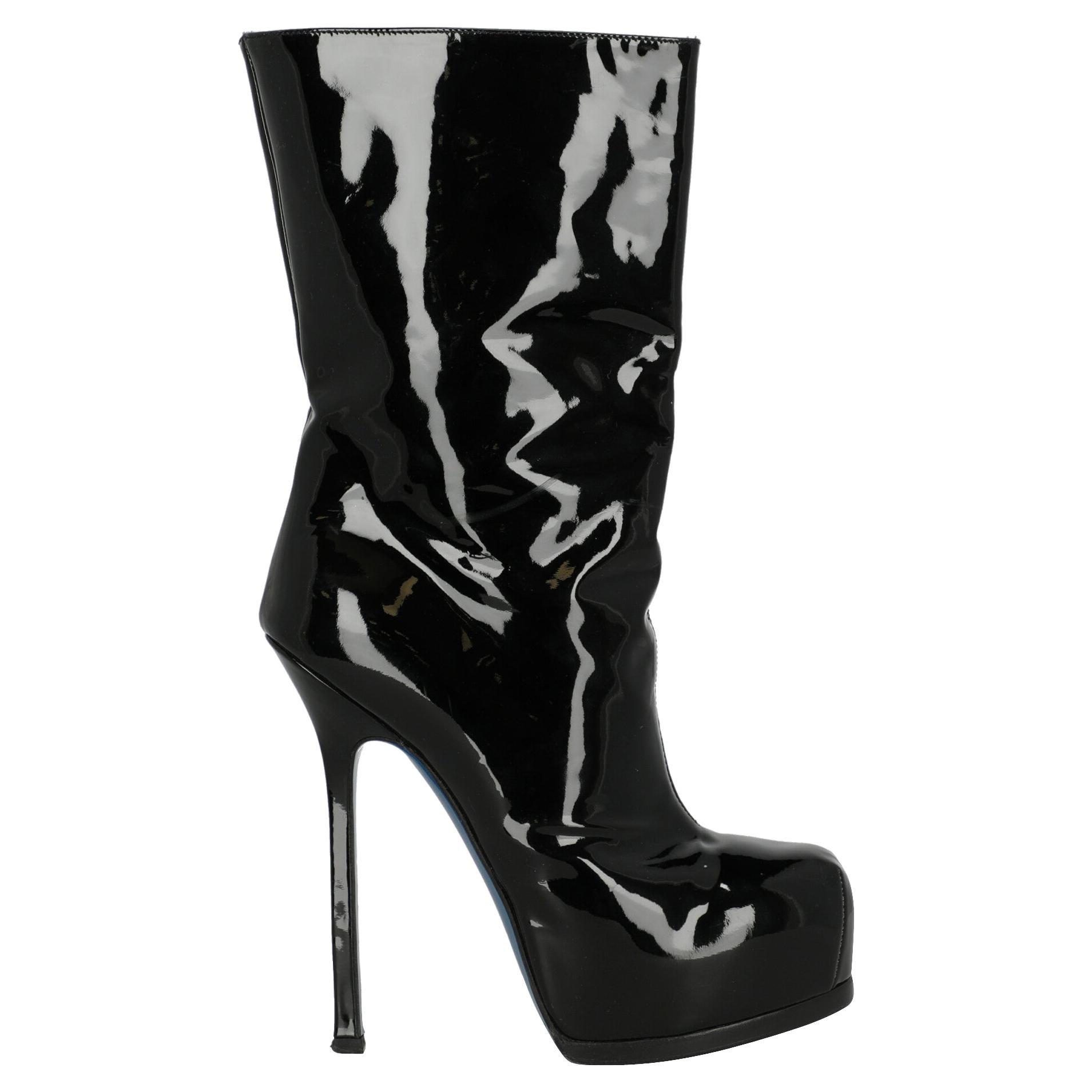 Saint Laurent  Women   Ankle boots  Black Leather EU 39 For Sale