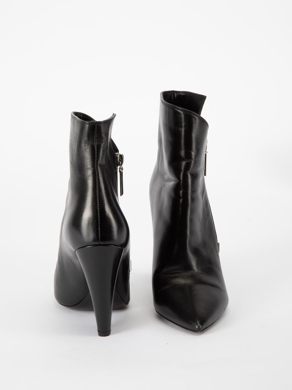Saint Laurent Women's Black Niki Pointed Toe Wedge Ankle Boots In Good Condition For Sale In London, GB
