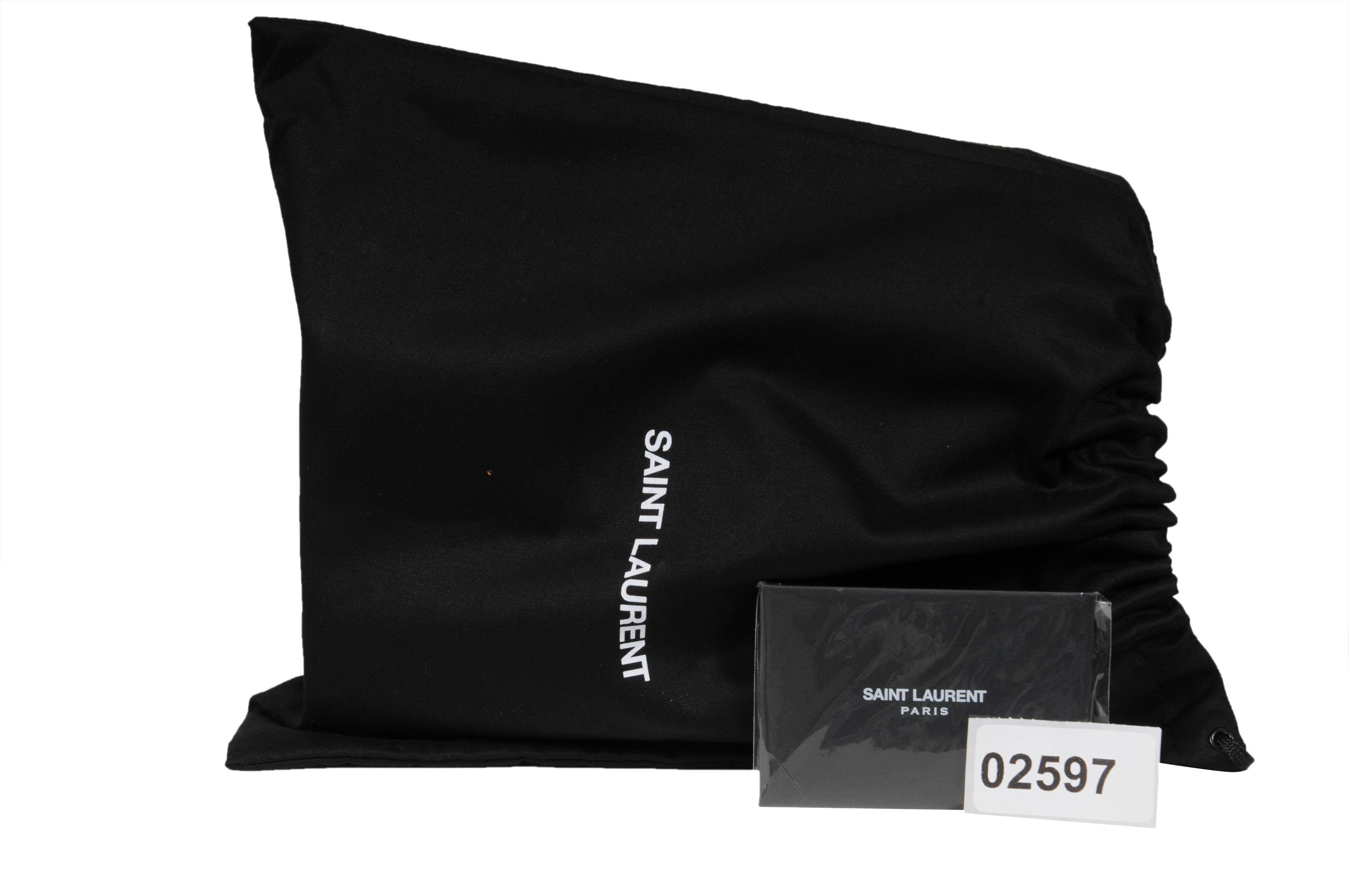 Saint Laurent Womens Envelope Medium Gesteppte Strukturierte Leder Umhängetasche Schwarz im Angebot 14