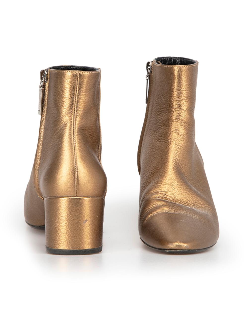 Saint Laurent Women's Gold Leather Pointed Toe Metallic Ankle Boots In Good Condition For Sale In London, GB