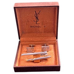 SAINT LAURENT “YSL” Art Deco Cufflinks & Tie Clip Pin 4 Piece Set Original Case.