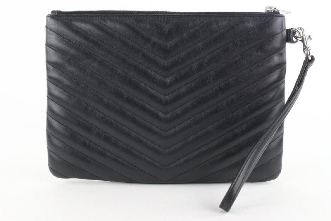 Saint Laurent YSL Black Calfskin Matelasse Chevron Monogram A5 Wristlet Bag In Good Condition For Sale In Dix hills, NY