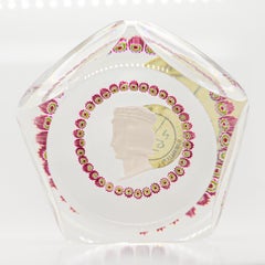 Saint-Louis 1967 King Louis Bicentennial French Art Glass Sulphide Paperweight