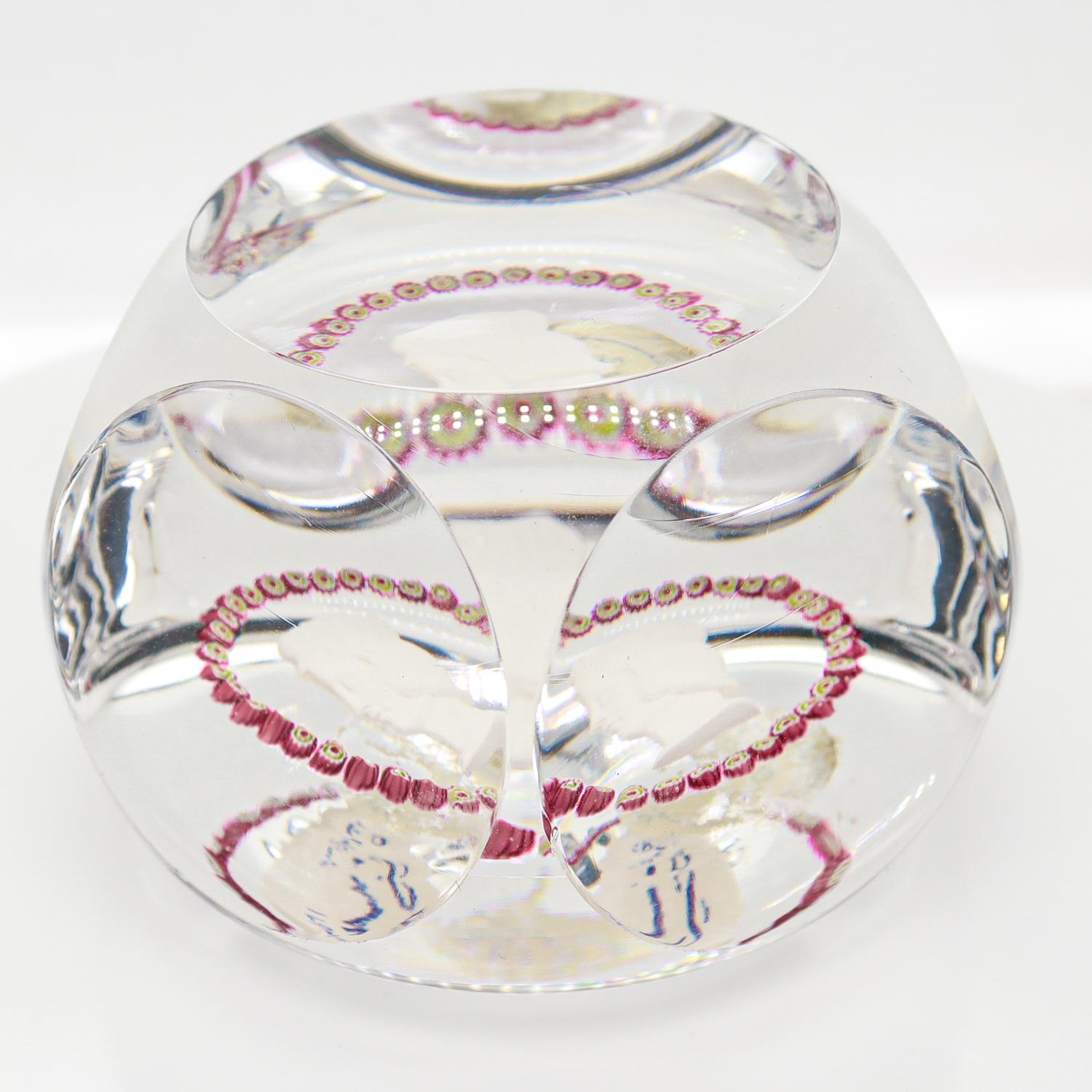 Saint-Louis 1967 King Louis Bicentennial French Art Glass Sulphide Paperweight In Good Condition For Sale In Philadelphia, PA