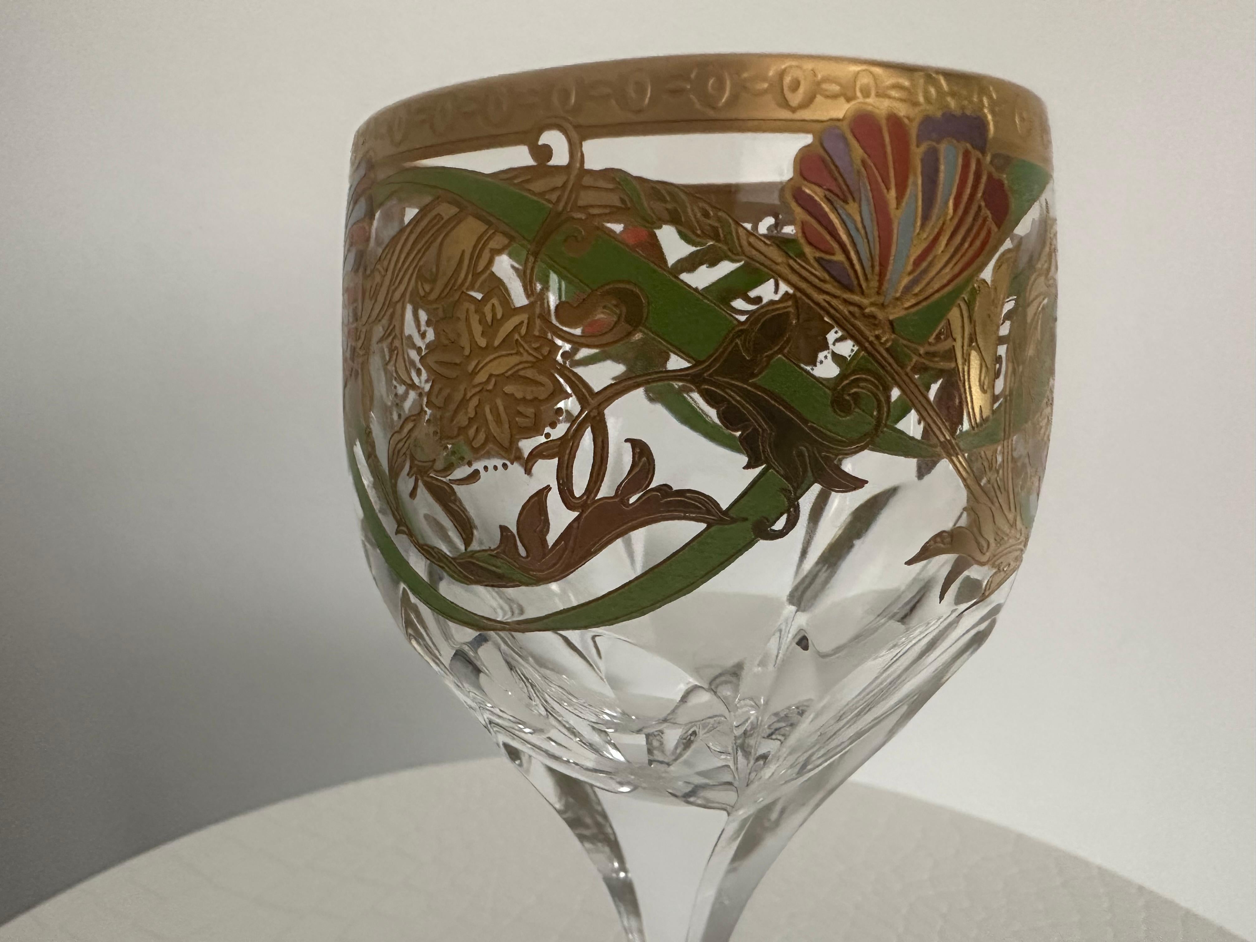 Saint-Louis Schmetterling Weinkristallglas Maßgefertigtes Design, vergoldet, Lagerware im Angebot 4