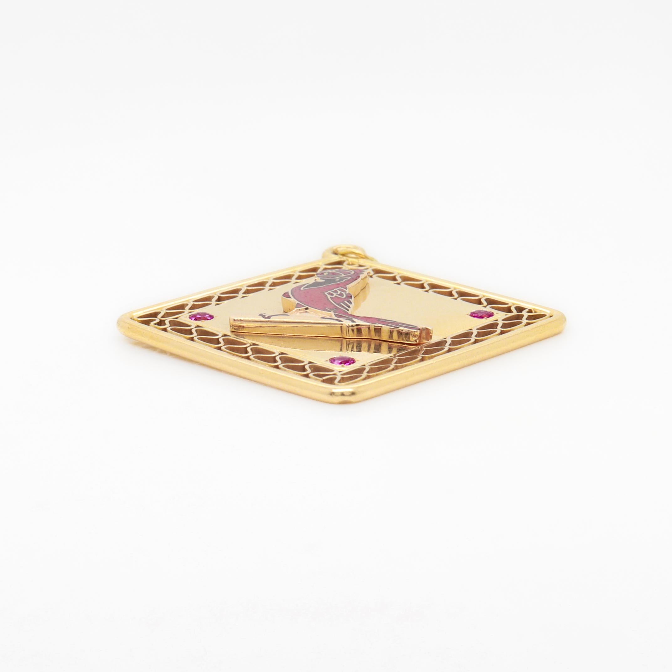 Saint Louis Cardinals Baseball World Series Charm en or, émail et rubis par Ballou en vente 3