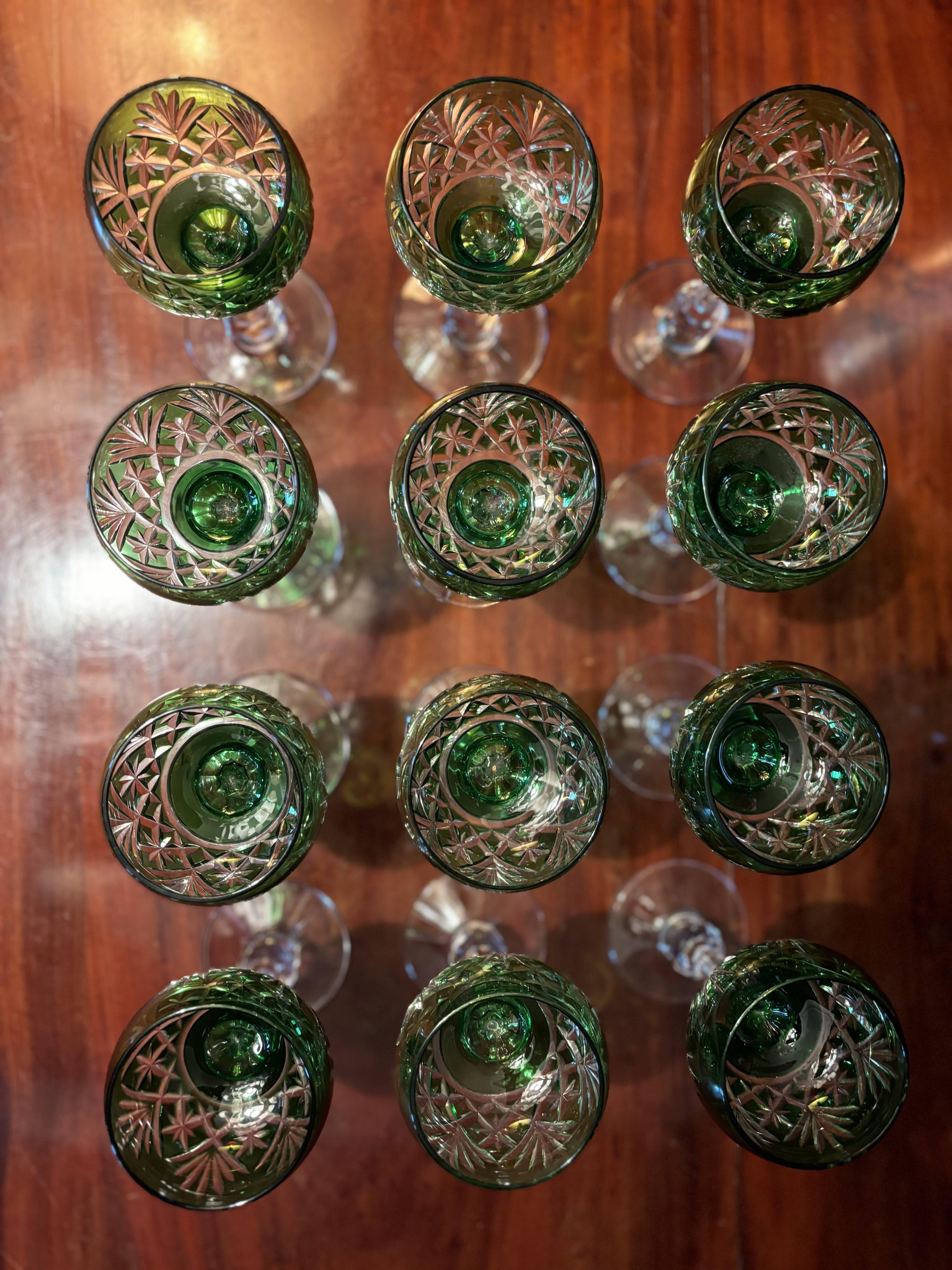 Francese Saint Louis cristallerie, Set di 12 bicchieri da vino in cristallo, modello Greene & Greene in vendita