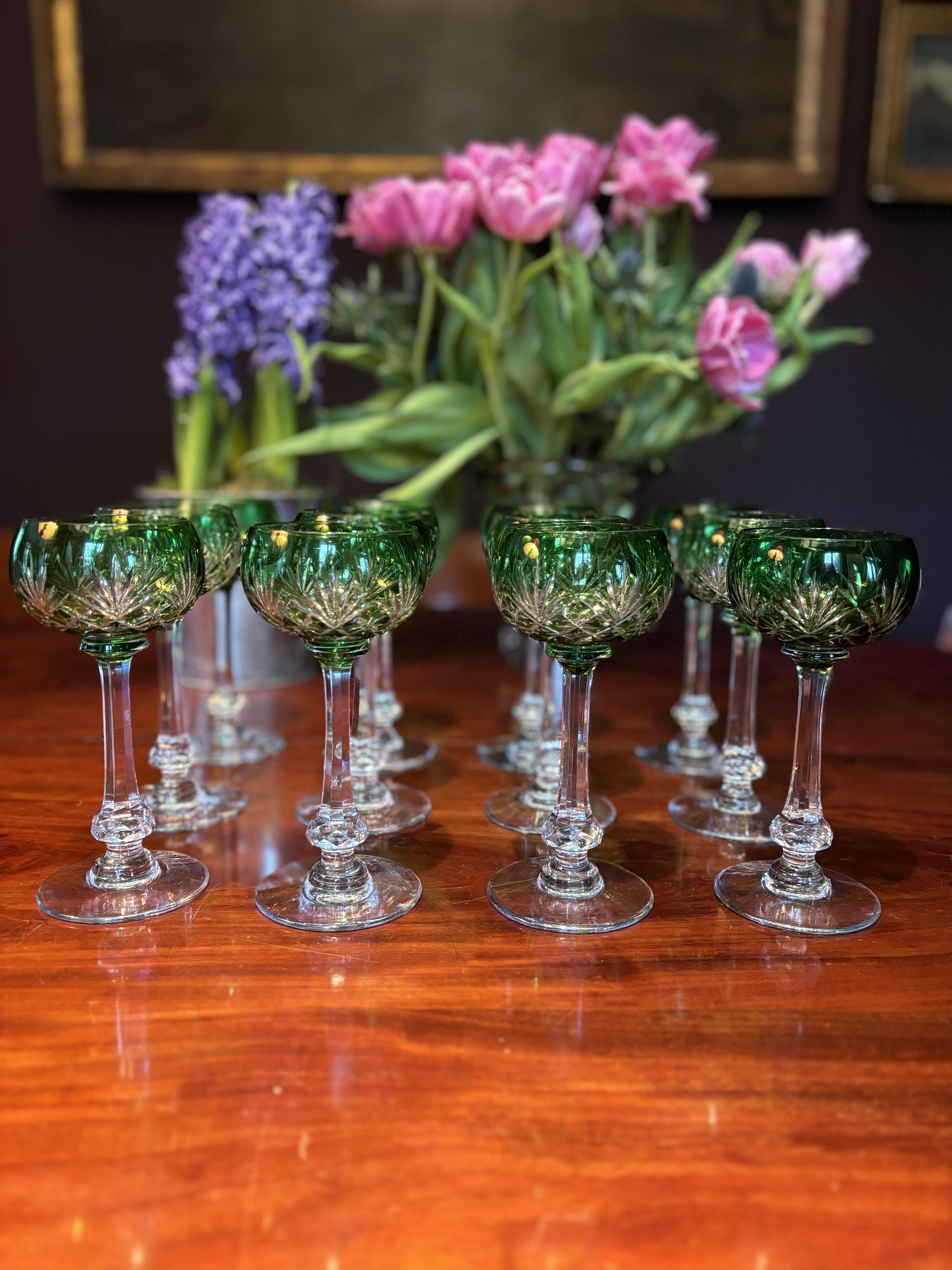 Saint Louis cristallerie, Set di 12 bicchieri da vino in cristallo, modello Greene & Greene in vendita 1