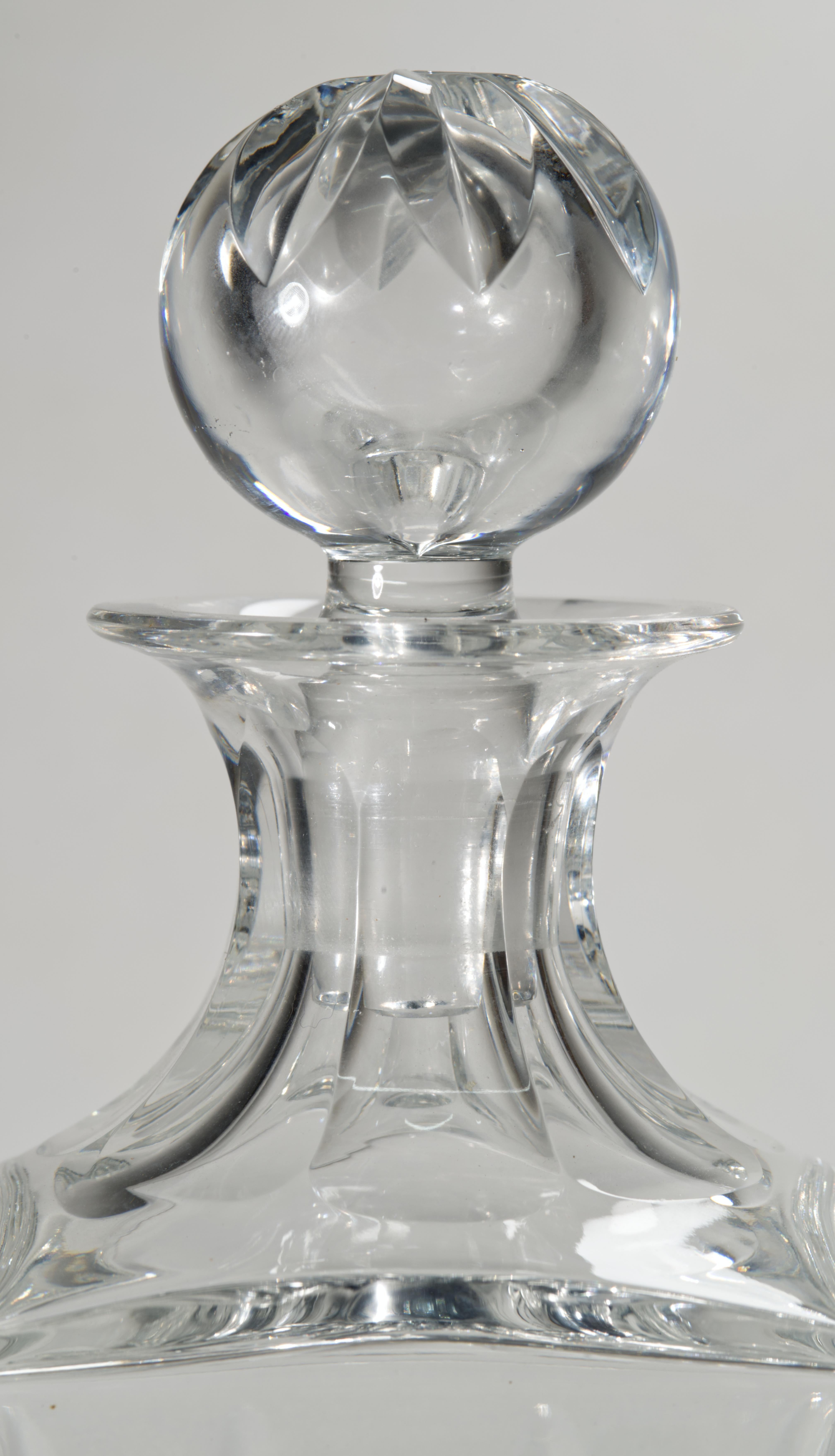 Fatto a mano Decanter per whisky Manhattan in cristallo di Saint Louis in vendita