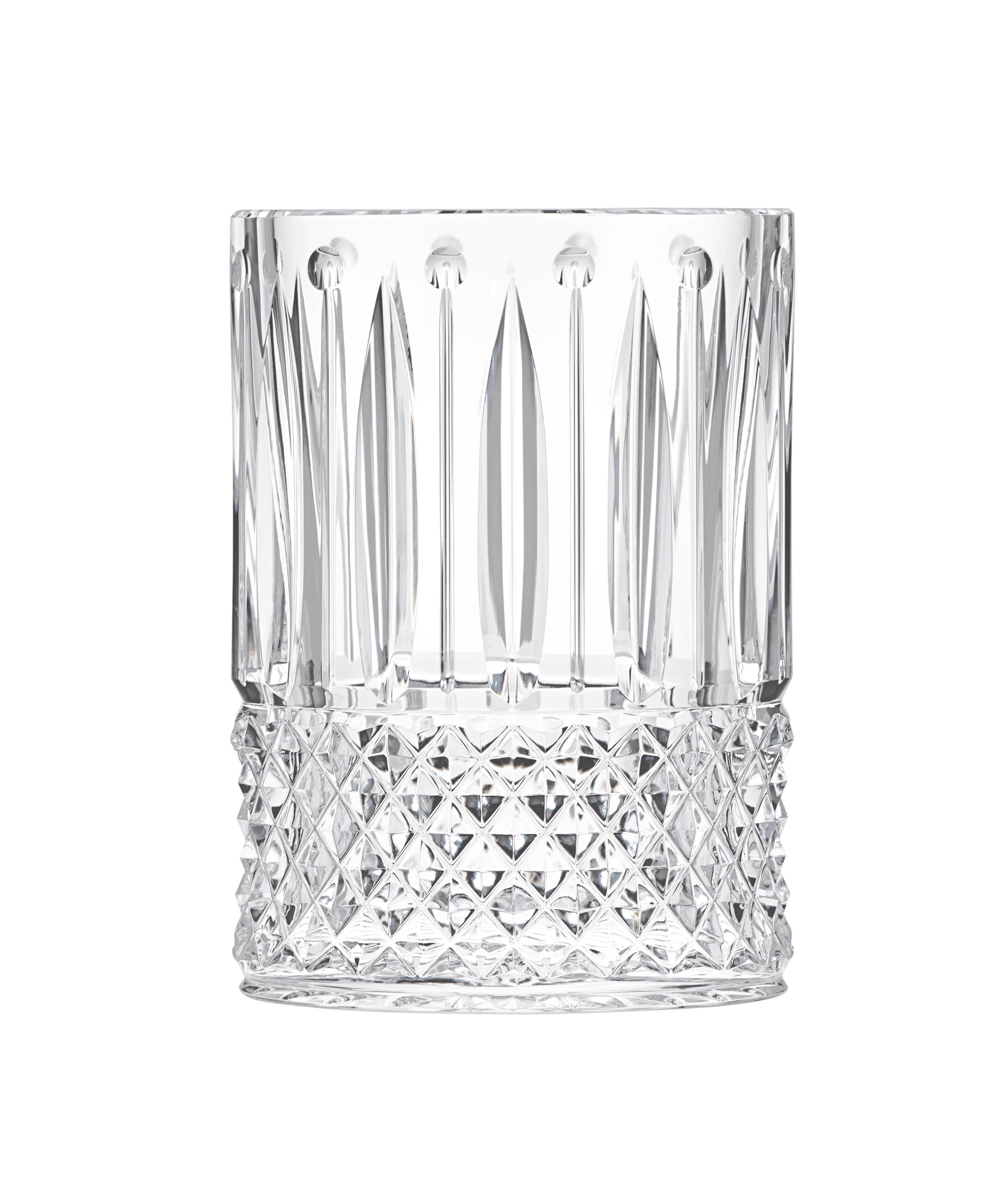 Saint-Louis is the oldest crystal manufacturer in Europe, originating in Lorraine, France and founded in 1586. Designed in 1928, the Tommy service made an impression in 1938 during an exceptional lunch held in Versailles. Over two hundred guests